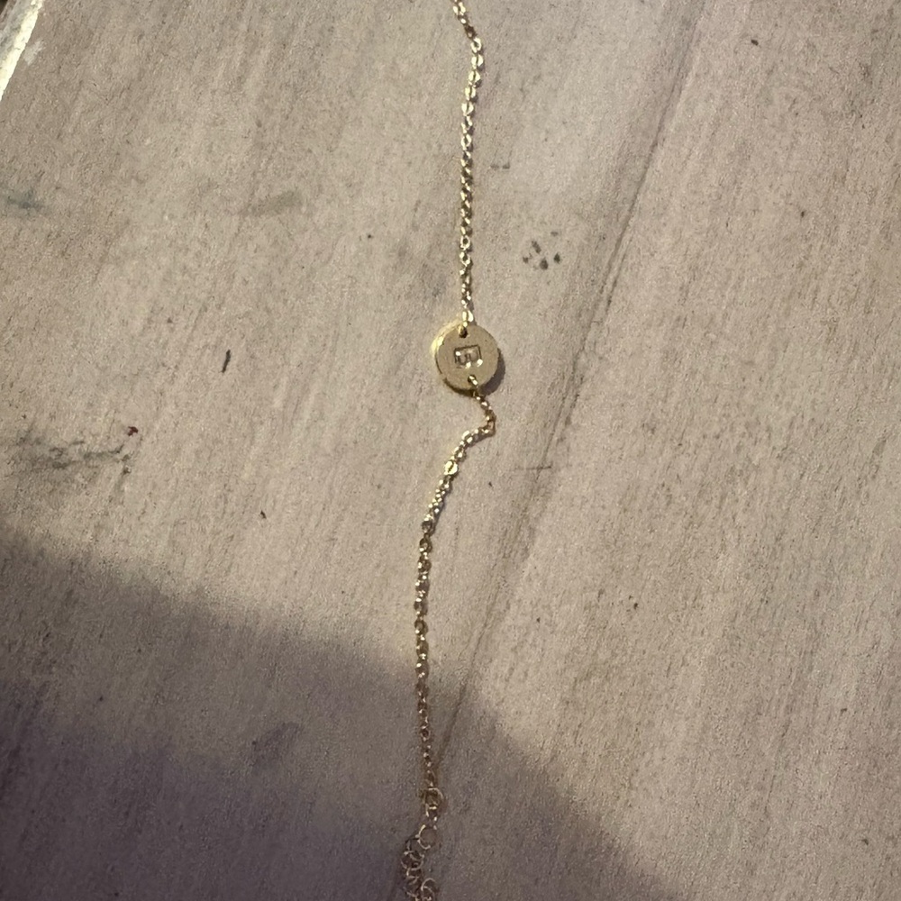 Elegant Gold Chain Bracelet